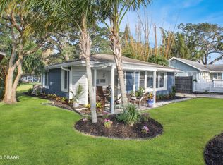 1404 Riverside Dr, Holly Hill, FL 32117