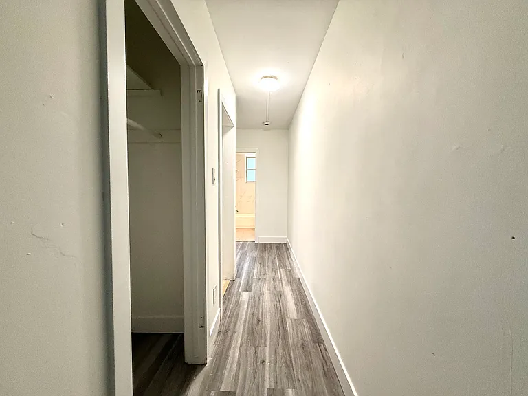 169 Park Row S — Photo 6