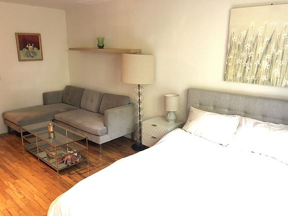 2nd image of 229 E 29th St APT 4B