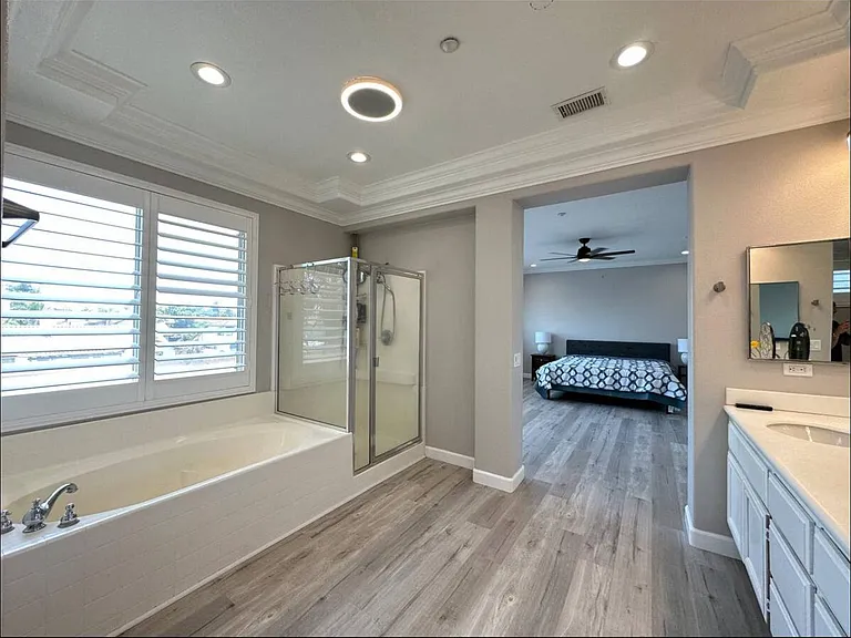 11496 Bridgeway Dr — Photo 27