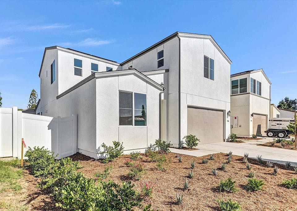 1st image of 7636 Acama St