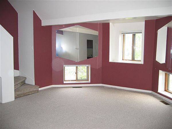 Living Room (3BR)
