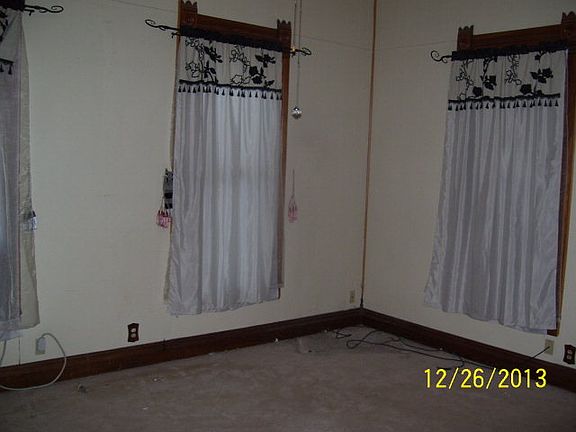 4th image of 508 W Lacy St