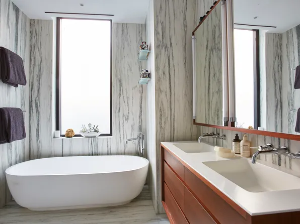 10 Bond Street image 7 of 7