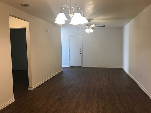 2nd image of 927 Lemonwood St APT B