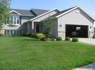 4608 Canterbury Ct NW, Rochester, MN 55901