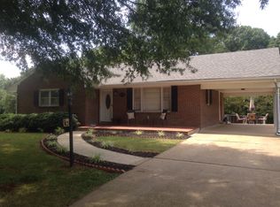 86 Sinclair St, Ridgeway, VA 24148