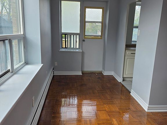 3rd image of 392 Jane St #204