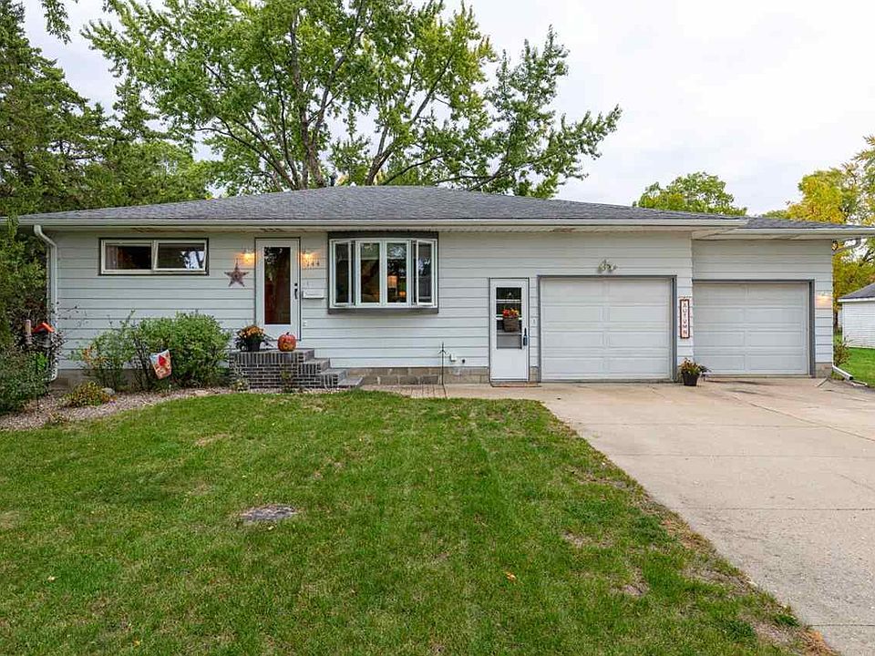 1st image of 144 Miner Dr