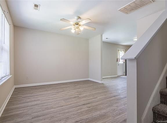2nd image of 4607 Wildwood Ave