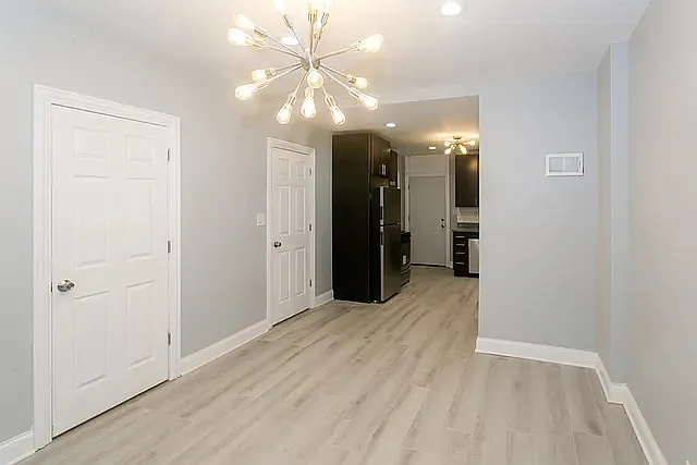 834 N Mozart St #2R — Photo 11