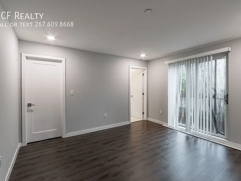751 N 20th St #4 — Photo 11