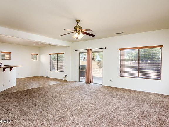 4th image of 44640 W Yucca Ln