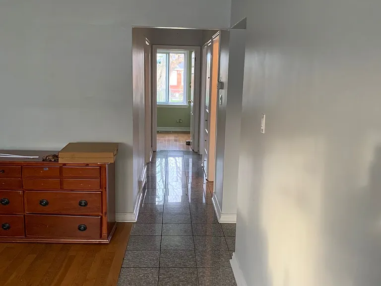 1 Maxim Cres #MAIN — Photo 6