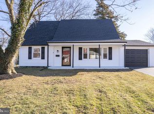 6 Hornblende Ln, Willingboro, NJ 08046