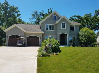 3055 Shoreview Dr, Stoughton, WI 53589