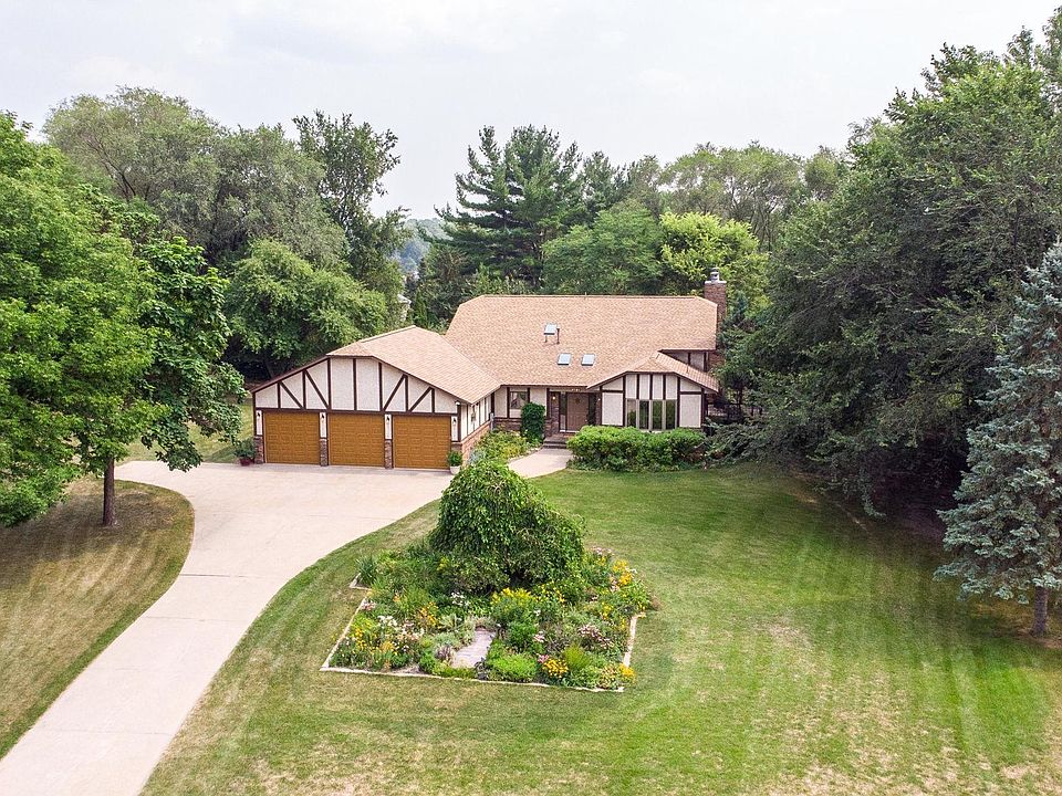 1st image of 822 Millwood Ave