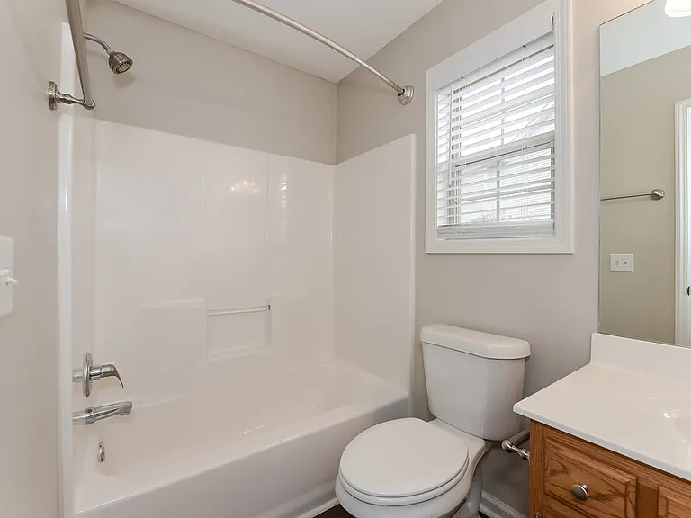 165 Brookview Cir — Photo 15