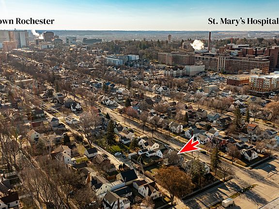 2nd image of 1443 1st St NW