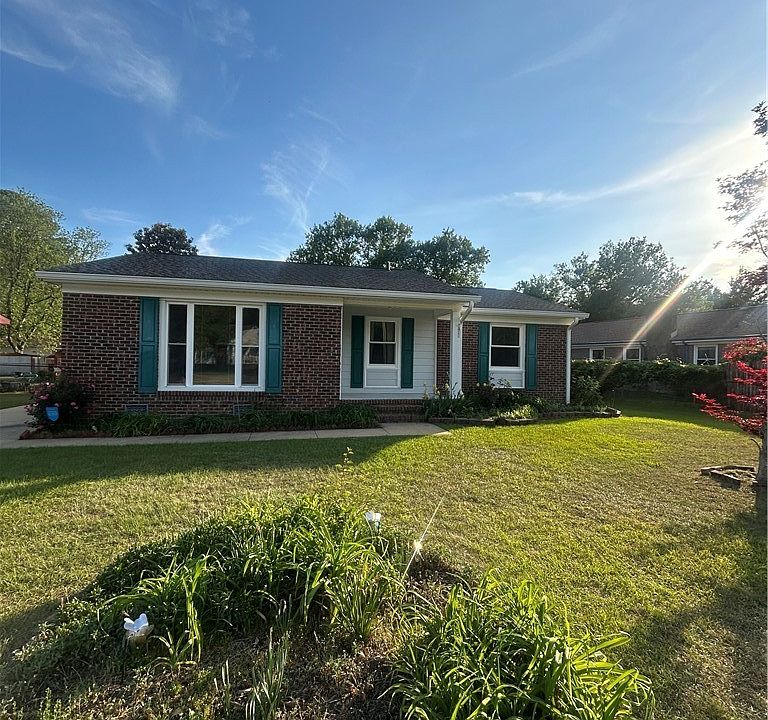 1st image of 4413 Chesterbrook Dr