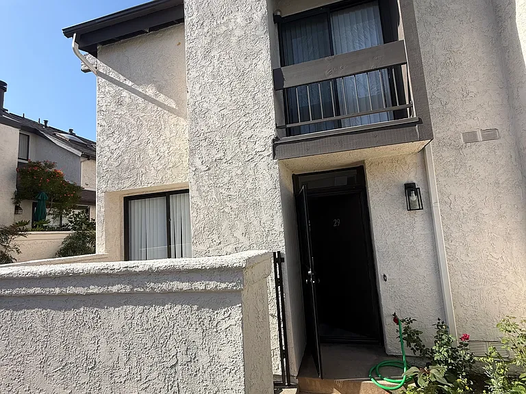 9625 Sylmar Ave #29 — Photo 5