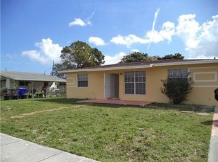 3840 SW 30th St, Hollywood, FL 33023