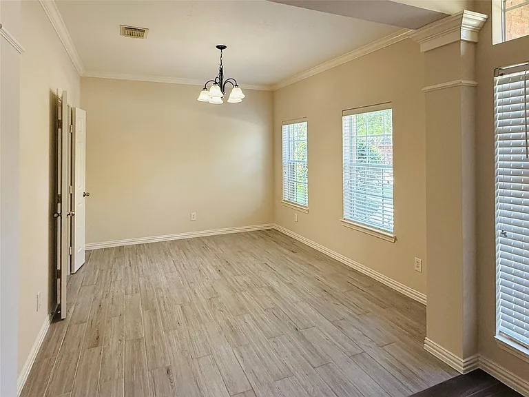 5222 Hanneck Valley Ln — Photo 6