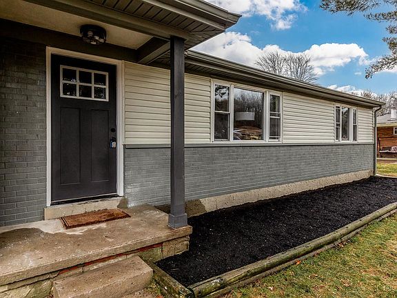 3rd image of 6292 Rollaway Dr