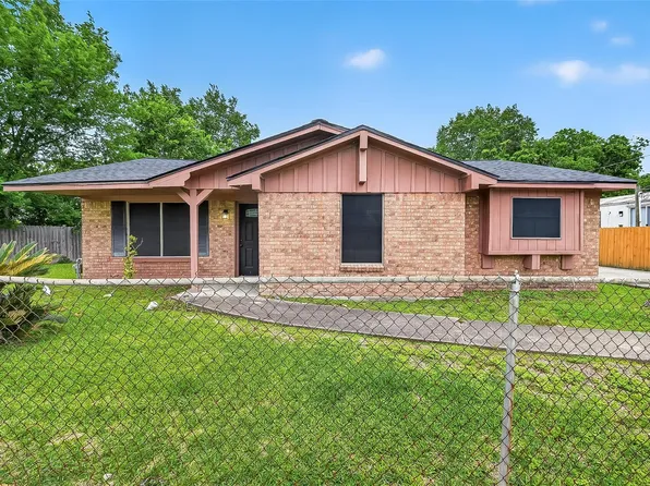 7626 Verdinell St, Baytown, TX 77521