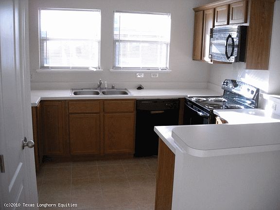 2nd image of 3109 Wagon Trail Dr
