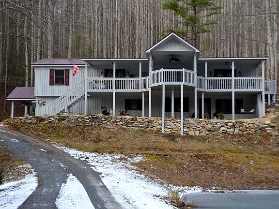 2nd image of 139 Ruth Vance Road Roan Mountain Tn