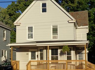 1042 Dean St, Schenectady, NY 12309