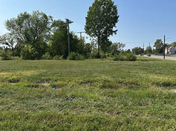 3585 Grandy St, Detroit, MI 48207