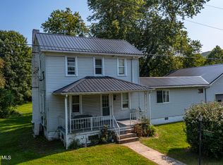 127 E Hannah Ln, Port Matilda, PA 16870