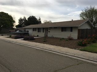 1250 Manor Dr, Ripon, CA 95366