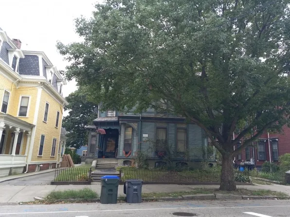 103 Parade St, Providence, RI 02909