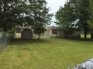 47 Global Ln, Picayune, MS 39466