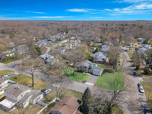 4th image of 5 Hargrave Ln