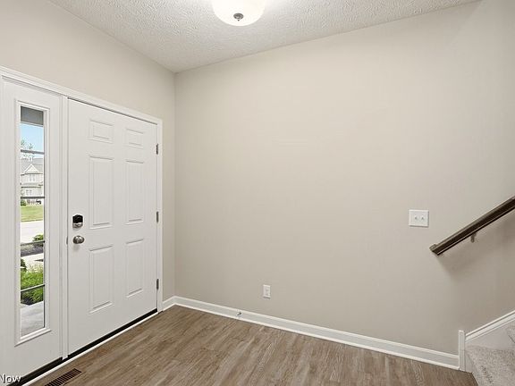 4th image of 3796 Retreat Dr