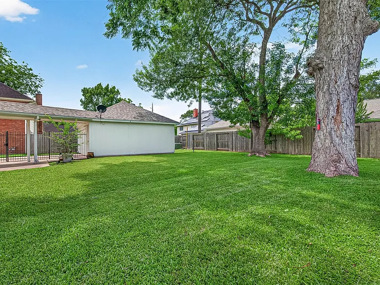 4506 Warwick Dr — Photo 31