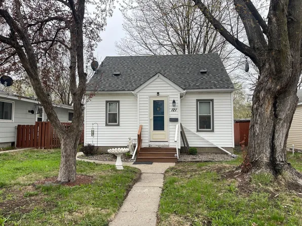 121 30th Ave N, Saint Cloud, MN 56303