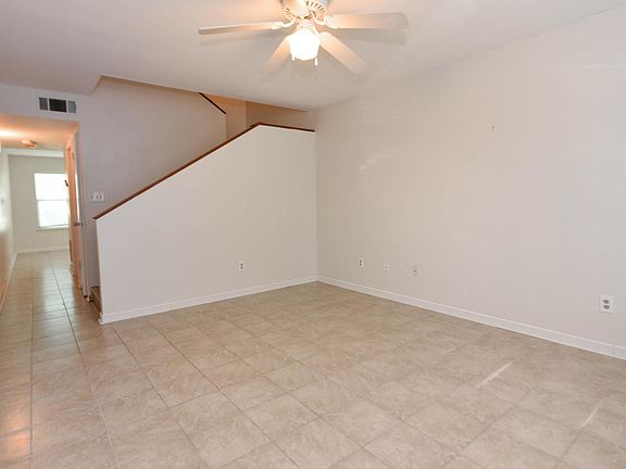 3rd image of 310 Ella St APT 118
