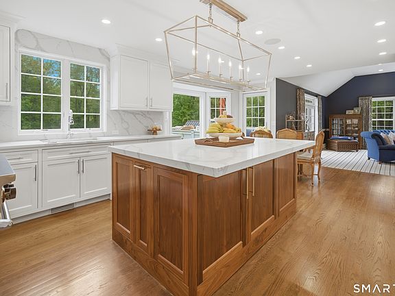 5th image of 42 Anvill Road