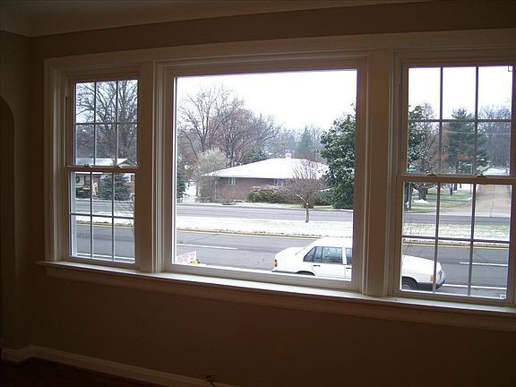 4th image of 10215 Midland Blvd