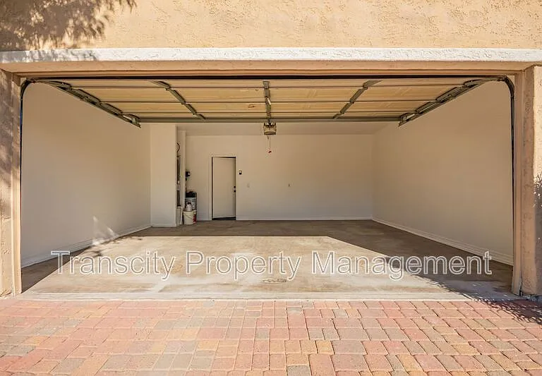 10221 E Isleta Ave — Photo 15