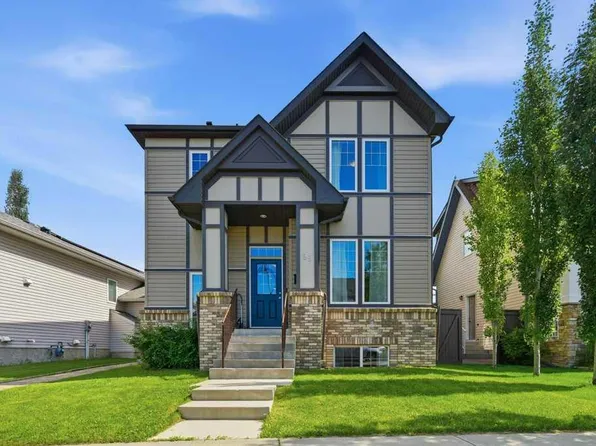 98 N Elgin Meadows Cir SE, Calgary, AB T2Z 0R9