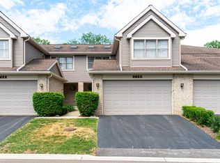 716 N Walden Dr, Palatine, IL 60067
