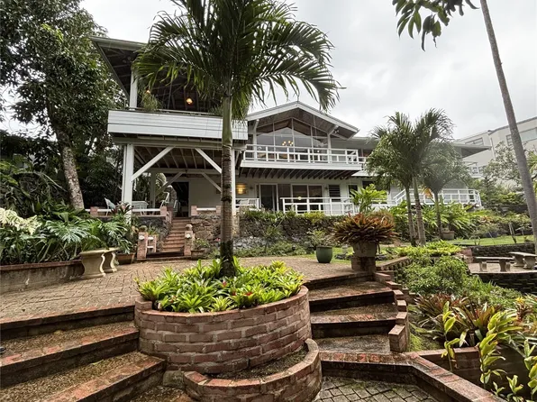 3625 Nuuanu Pali Dr, Honolulu, HI 96817
