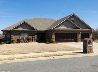 1587 Waterford Dr, Cabot, AR 72023