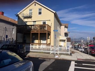 316 Division St, Fall River, MA 02721